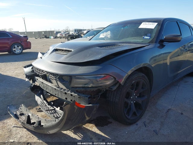 Auction sale of the 2019 Dodge Charger Sxt Rwd, vin: 2C3CDXBG1KH711603, lot number: 44622192