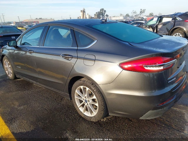 Продаж на аукціоні авто 2019 Ford Fusion Hybrid Se, vin: 3FA6P0LU6KR272260, номер лоту: 44622225