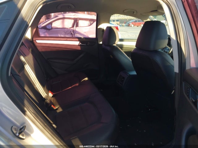2013 Volkswagen Passat 2.5l Se მანქანა იყიდება აუქციონზე, vin: 1VWBP7A35DC037715, აუქციონის ნომერი: 44622244