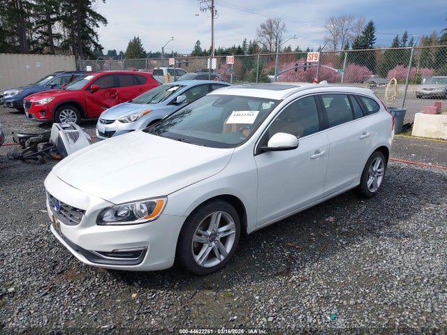Volvo V60 T5 Premier 2015 YV140MEK2F1263798 Image 2