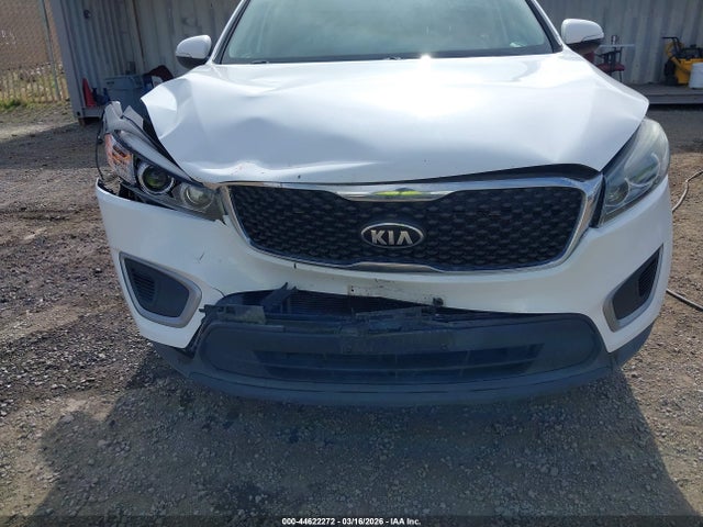 5XYPG4A37HG253056 KIA Sorento 2.4l Lx
