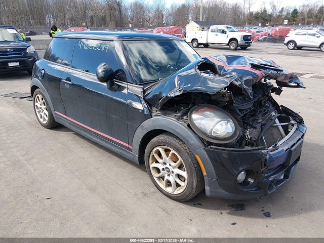 2015 MINI HARDTOP WMWXP7C55F2A60024 Photo 0