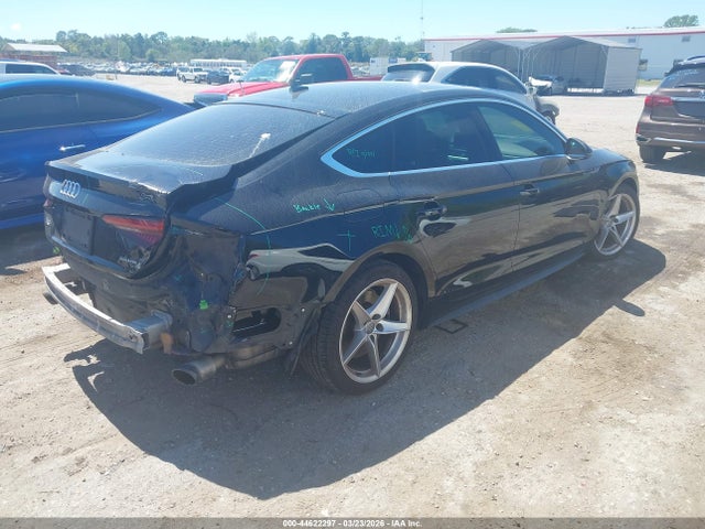 Продажа на аукционе авто 2019 Audi A5 45 Premium, vin: WAUENCF59KA070330, номер лота: 44622297