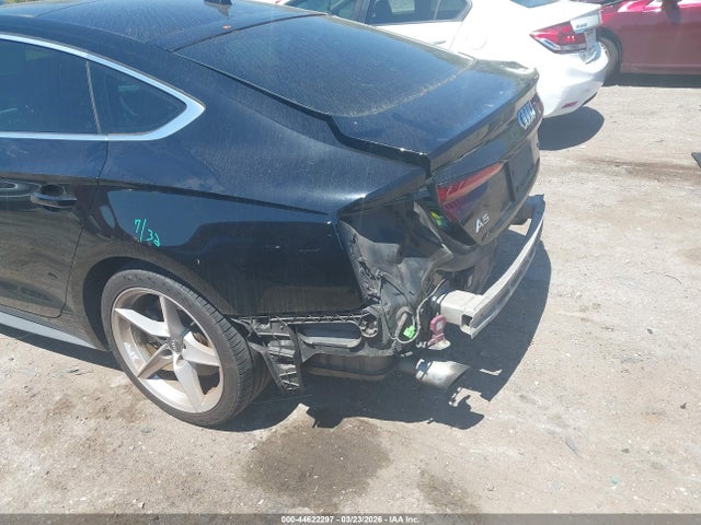 Продажа на аукционе авто 2019 Audi A5 45 Premium, vin: WAUENCF59KA070330, номер лота: 44622297