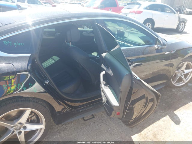 Продажа на аукционе авто 2019 Audi A5 45 Premium, vin: WAUENCF59KA070330, номер лота: 44622297