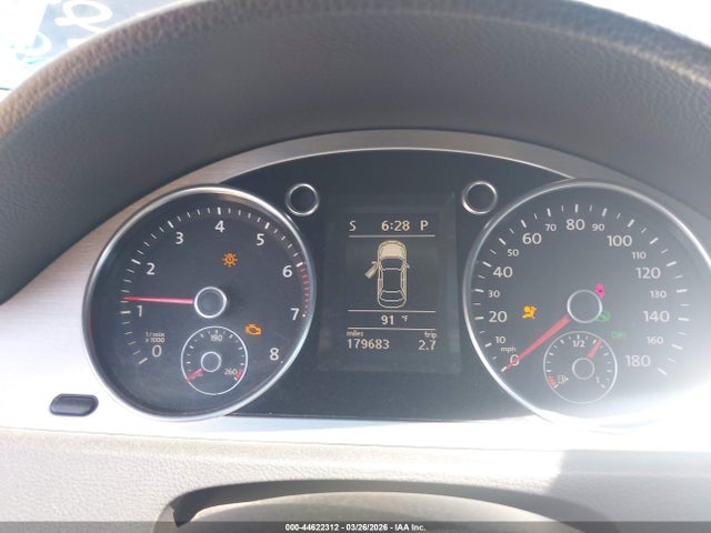 2010 Volkswagen Cc Luxury მანქანა იყიდება აუქციონზე, vin: WVWHP7AN7AE559289, აუქციონის ნომერი: 44622312