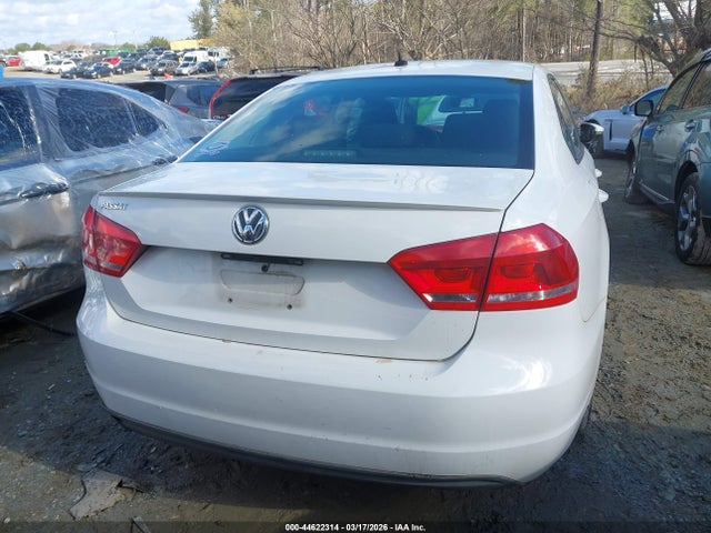 44622314 :رقم المزاد ، 1VWAH7A35CC086775 vin ، 2012 Volkswagen Passat 2.5l S مزاد بيع