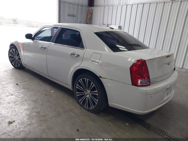 2010 CHRYSLER 300C 2C3CA9CT7AH328909 Photo 2