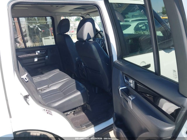 Land Rover LR4 2016 SALAG2V66GA804602 Image 8