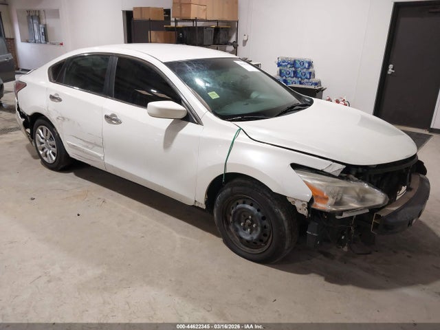 Auction sale of the 2015 Nissan Altima 2.5 S, vin: 1N4AL3AP4FN863605, lot number: 44622345