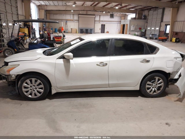 Auction sale of the 2015 Nissan Altima 2.5 S, vin: 1N4AL3AP4FN863605, lot number: 44622345