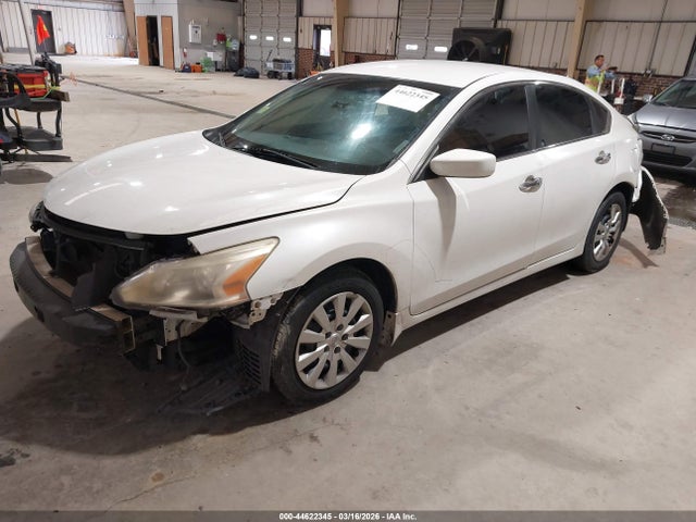 Auction sale of the 2015 Nissan Altima 2.5 S, vin: 1N4AL3AP4FN863605, lot number: 44622345