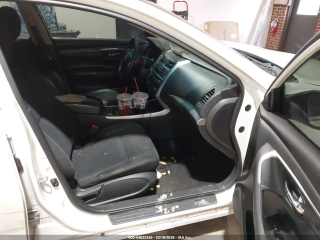 Auction sale of the 2015 Nissan Altima 2.5 S, vin: 1N4AL3AP4FN863605, lot number: 44622345