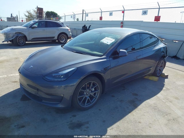 44622346 :رقم المزاد ، 5YJ3E1EA2NF240374 vin ، 2022 Tesla Model 3 Rear-wheel Drive مزاد بيع