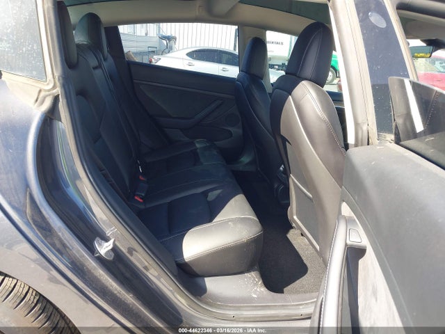 44622346 :رقم المزاد ، 5YJ3E1EA2NF240374 vin ، 2022 Tesla Model 3 Rear-wheel Drive مزاد بيع