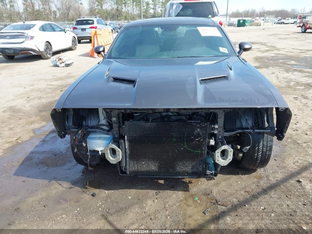44622348 :رقم المزاد ، 2C3CDZAG7JH131946 vin ، 2018 Dodge Challenger Sxt Plus مزاد بيع