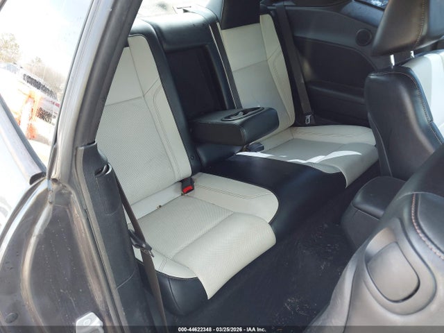 44622348 :رقم المزاد ، 2C3CDZAG7JH131946 vin ، 2018 Dodge Challenger Sxt Plus مزاد بيع