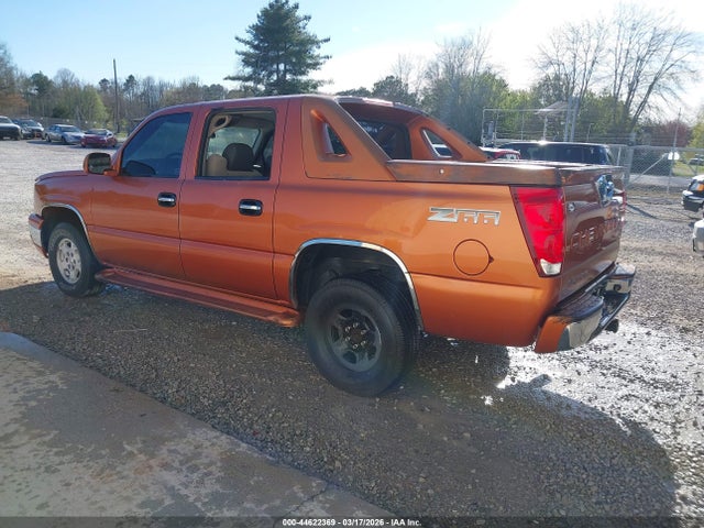 2004 CHEVROLET AVALANCHE 1500 3GNEC12T74G262231 Photo 2