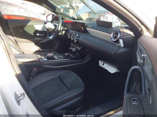 W1K5J4GB5PN384510 Mercedes-Benz Cla 250 Coupe