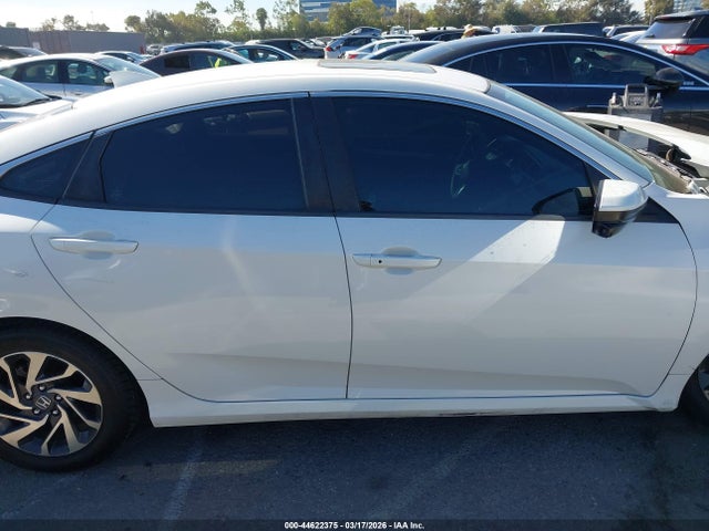 Aukcja sprzedaży 2018 Honda Civic Ex, vin: 2HGFC2F74JH577226, numer aukcji: 44622375