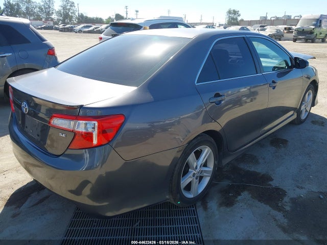 4T1BF1FK2EU764899 Toyota CAMRY SE