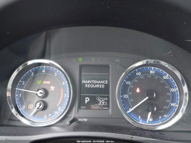 2T1BURHE8HC931204 Toyota COROLLA LE