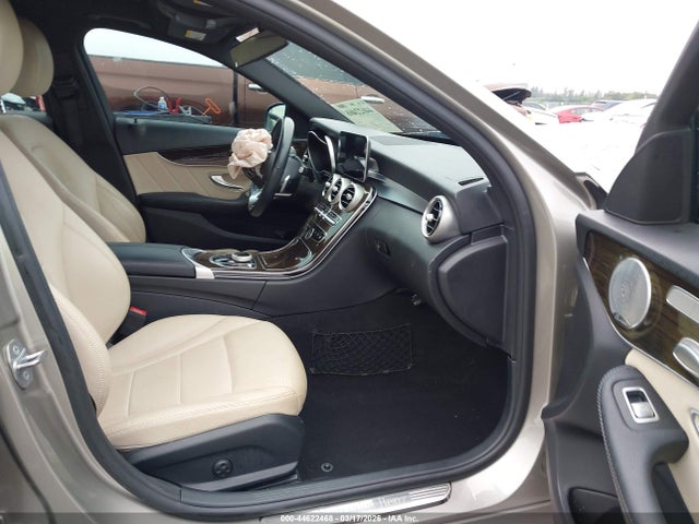 2019 MERCEDES-BENZ C 300 55SWF8DB5KU301563 Photo 4