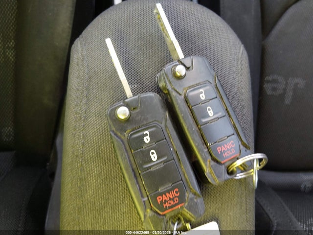 2015 JEEP RENEGADE ZACCJABT7FPB44235 Photo 10