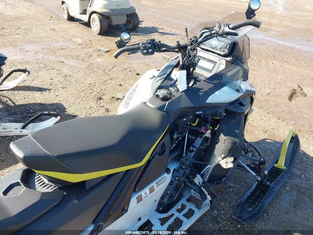 Ski-Doo Backcountry 850 2025 2BPSUGSC2SV000062 Image 5