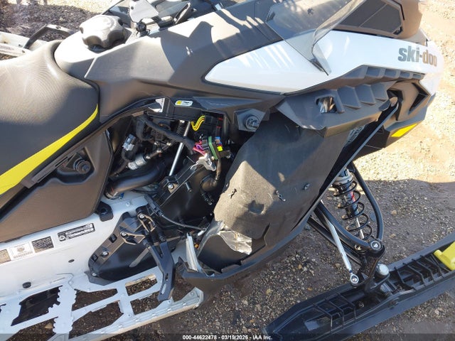 Ski-Doo Backcountry 850 2025 2BPSUGSC2SV000062 Image 6