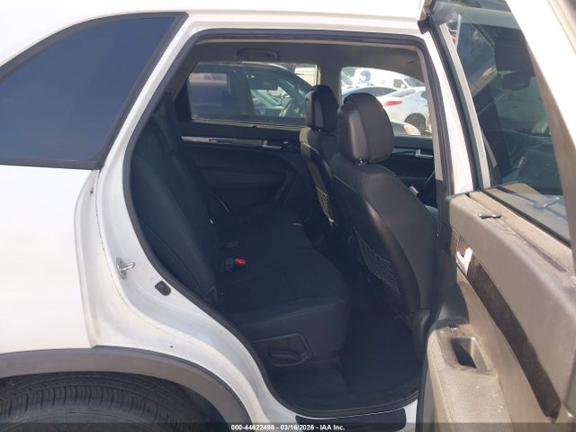 KIA SORENTO LX 2015 5XYKT4A68FG593085 Image 8