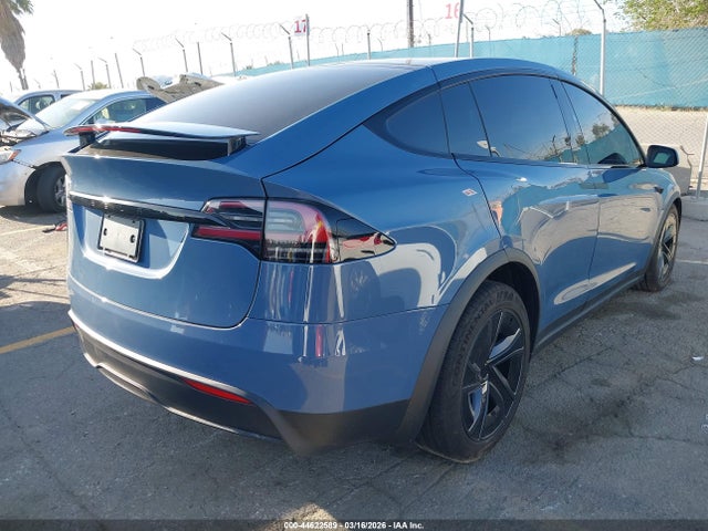 7SAXCBE51TF475946 Tesla Model X All-wheel Drive