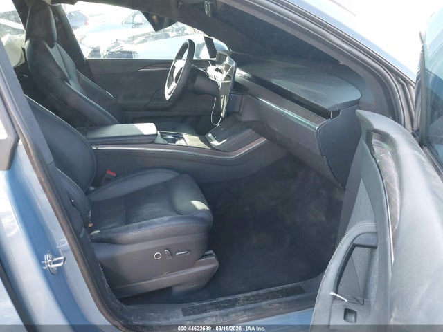 7SAXCBE51TF475946 Tesla Model X All-wheel Drive