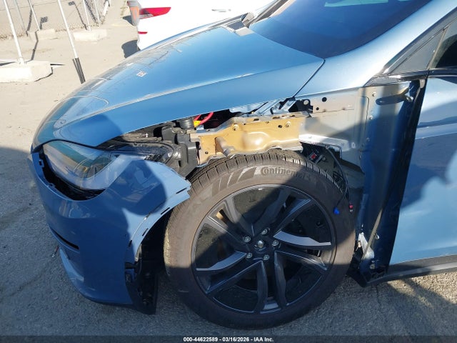 7SAXCBE51TF475946 Tesla Model X All-wheel Drive