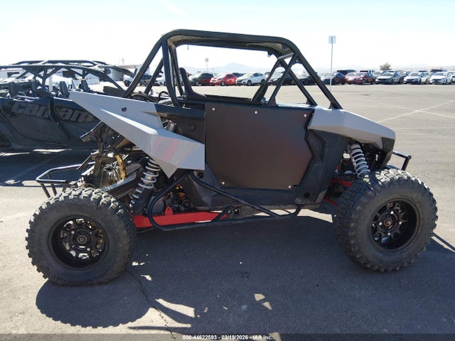 44622593 :رقم المزاد ، 3NSS1E994LF799497 vin ، 2020 Polaris Rzr Rs1 مزاد بيع