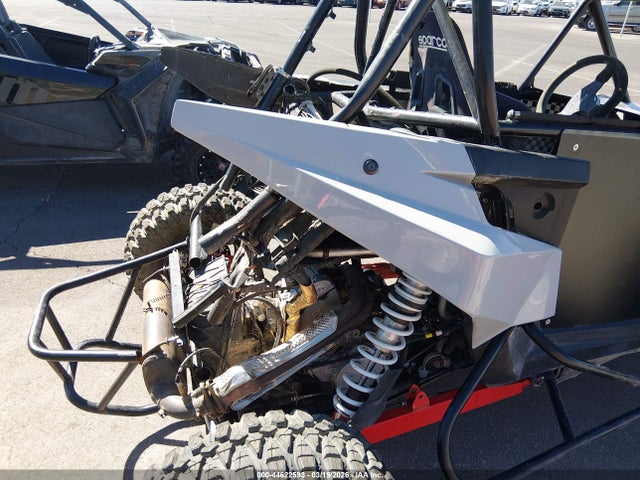 44622593 :رقم المزاد ، 3NSS1E994LF799497 vin ، 2020 Polaris Rzr Rs1 مزاد بيع