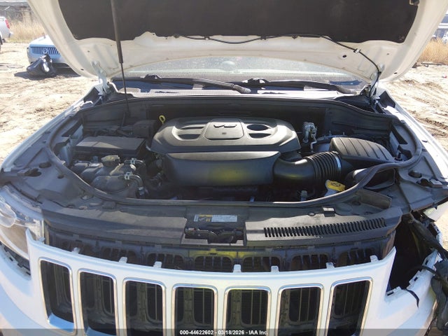 Продаж на аукціоні авто 2016 Jeep Grand Cherokee Laredo, vin: 1C4RJFAG2GC304247, номер лоту: 44622602
