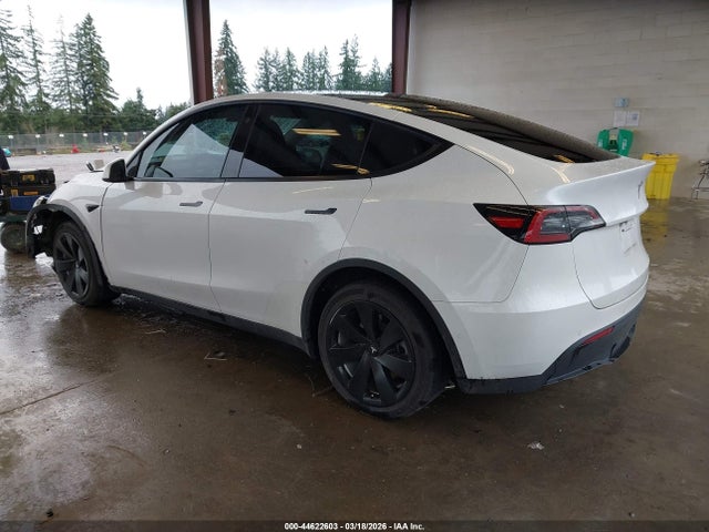 2022 TESLA MODEL Y 7SAYGDEE3NF463594 Photo 2