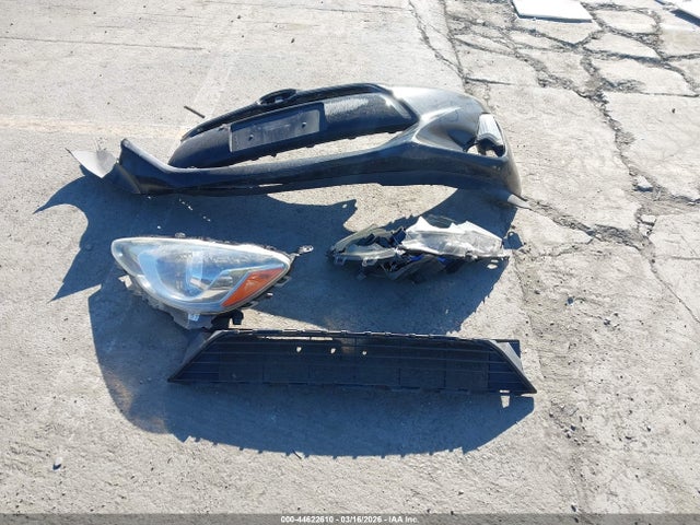 44622610 :رقم المزاد ، JTDKDTB35G1119091 vin ، 2016 Toyota Prius C Persona Series مزاد بيع