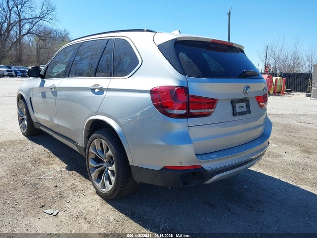 2016 BMW X5 5UXKR0C51G0S91008 Photo 2