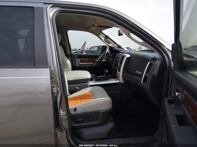 2009 DODGE RAM 1500 1D3HB13T89S733916 Photo 4