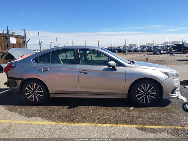 Продаж на аукціоні авто 2018 Subaru Legacy 2.5i Premium, vin: 4S3BNAF62J3029642, номер лоту: 44622657