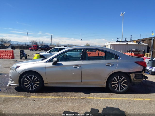 Продаж на аукціоні авто 2018 Subaru Legacy 2.5i Premium, vin: 4S3BNAF62J3029642, номер лоту: 44622657