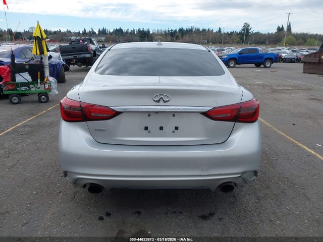 JN1EV7AR2JM431983 Infiniti Q50 3.0t Luxe