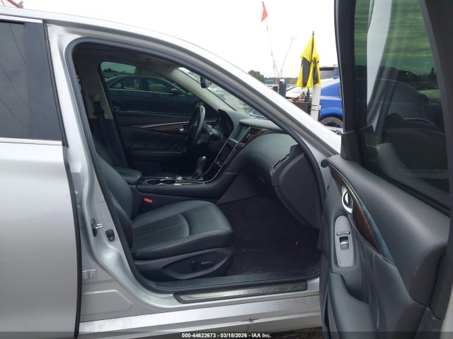 JN1EV7AR2JM431983 Infiniti Q50 3.0t Luxe
