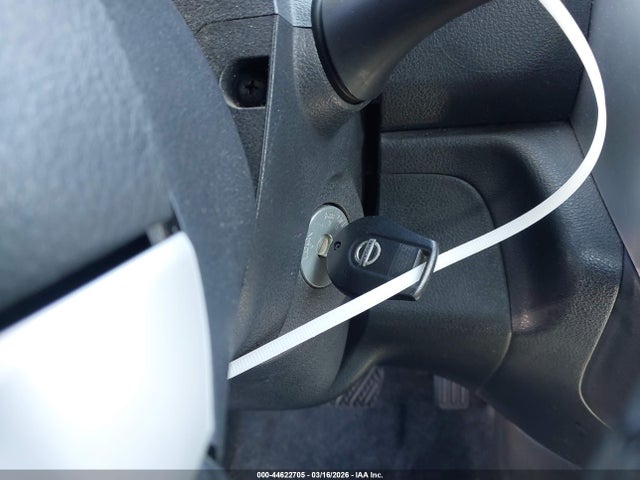 3N1CN7AP3JL879827 Nissan Versa 1.6 Sv