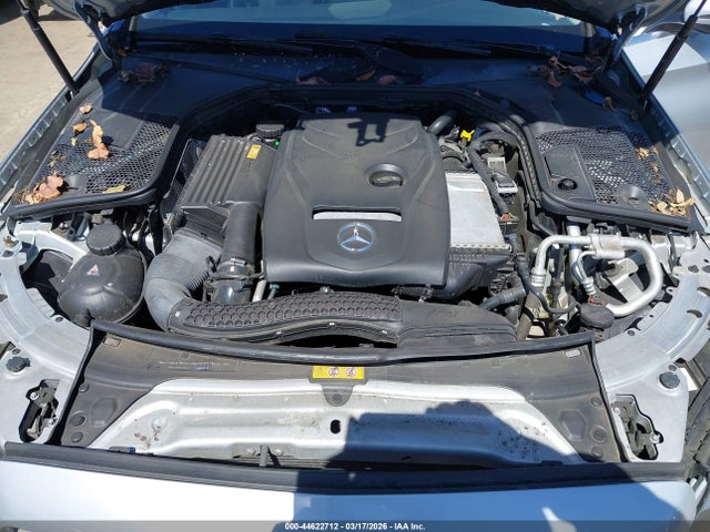 44622712 :رقم المزاد ، 55SWF4JB6HU196621 vin ، 2017 Mercedes-benz C 300 مزاد بيع