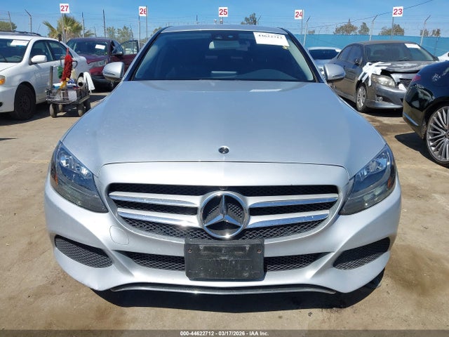 44622712 :رقم المزاد ، 55SWF4JB6HU196621 vin ، 2017 Mercedes-benz C 300 مزاد بيع
