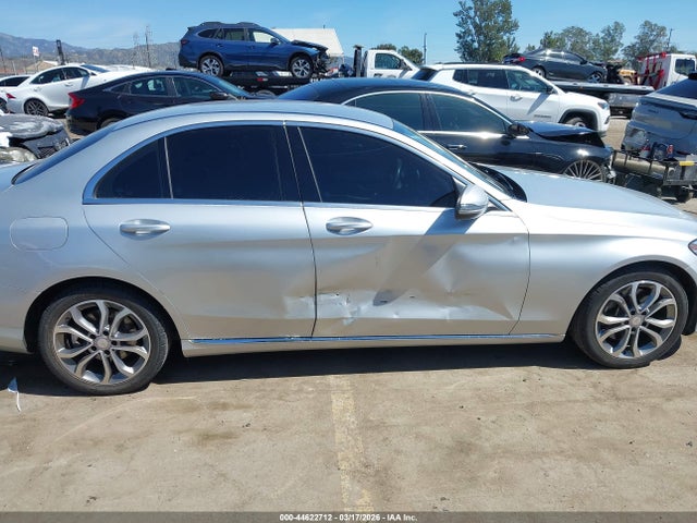 44622712 :رقم المزاد ، 55SWF4JB6HU196621 vin ، 2017 Mercedes-benz C 300 مزاد بيع