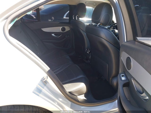 44622712 :رقم المزاد ، 55SWF4JB6HU196621 vin ، 2017 Mercedes-benz C 300 مزاد بيع